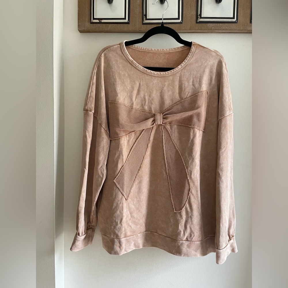 Bow Sweatshirt